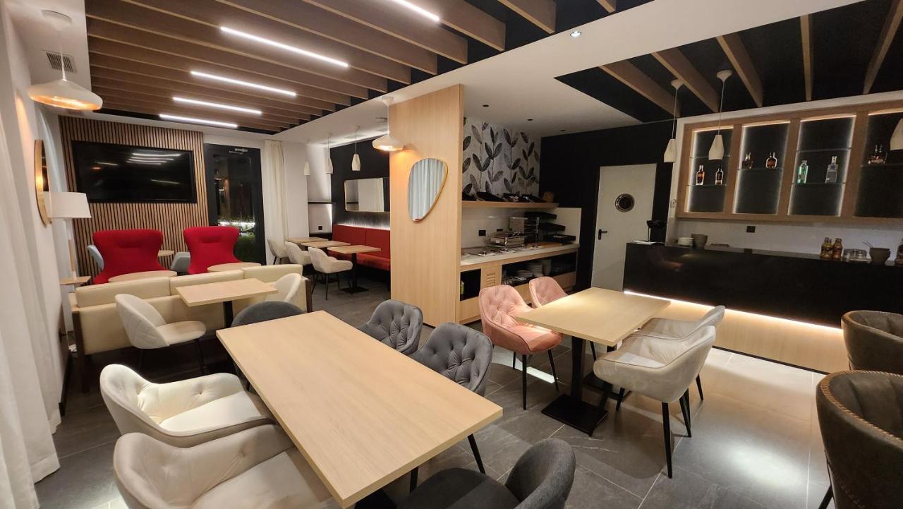 Sercotel Plana Suites Vall de Uxó Exteriör bild