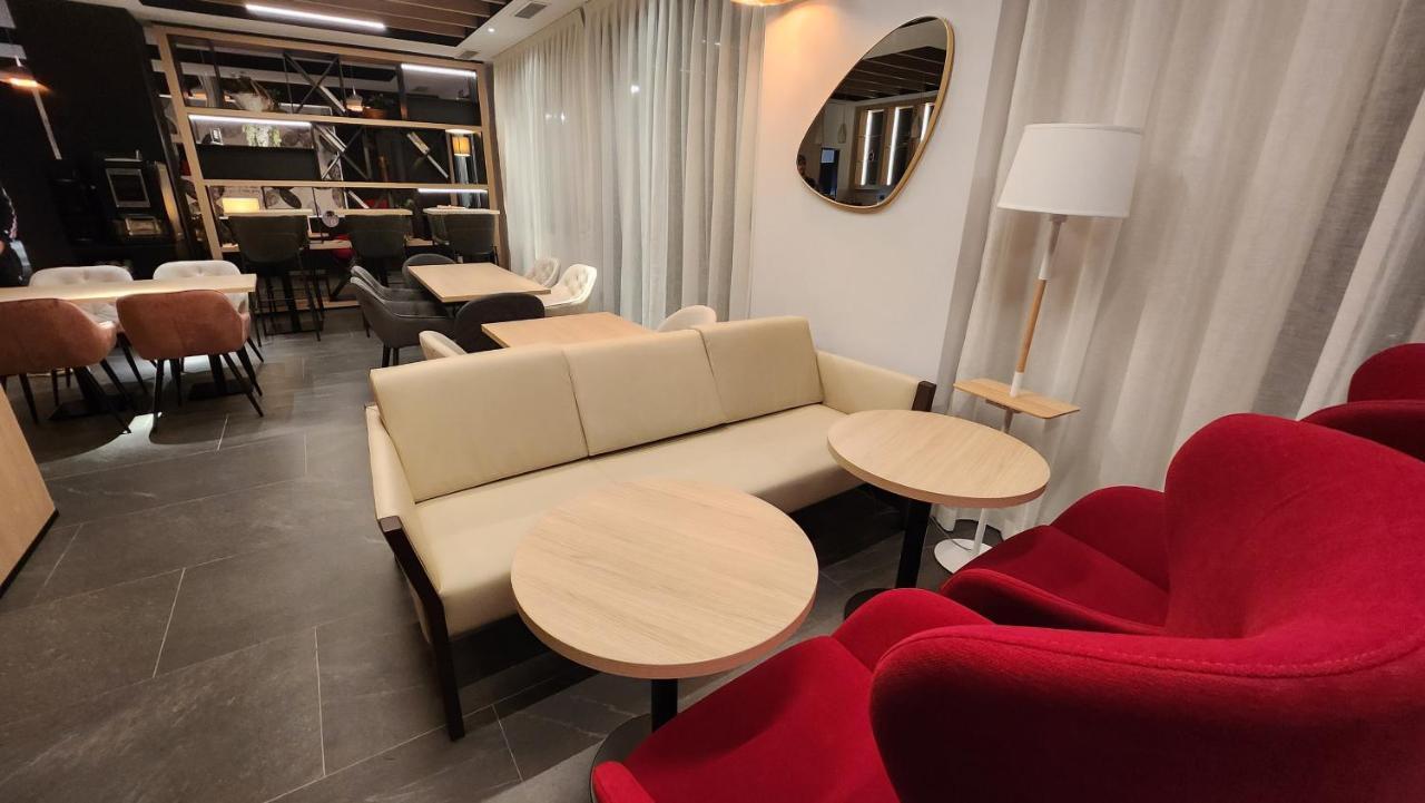 Sercotel Plana Suites Vall de Uxó Exteriör bild