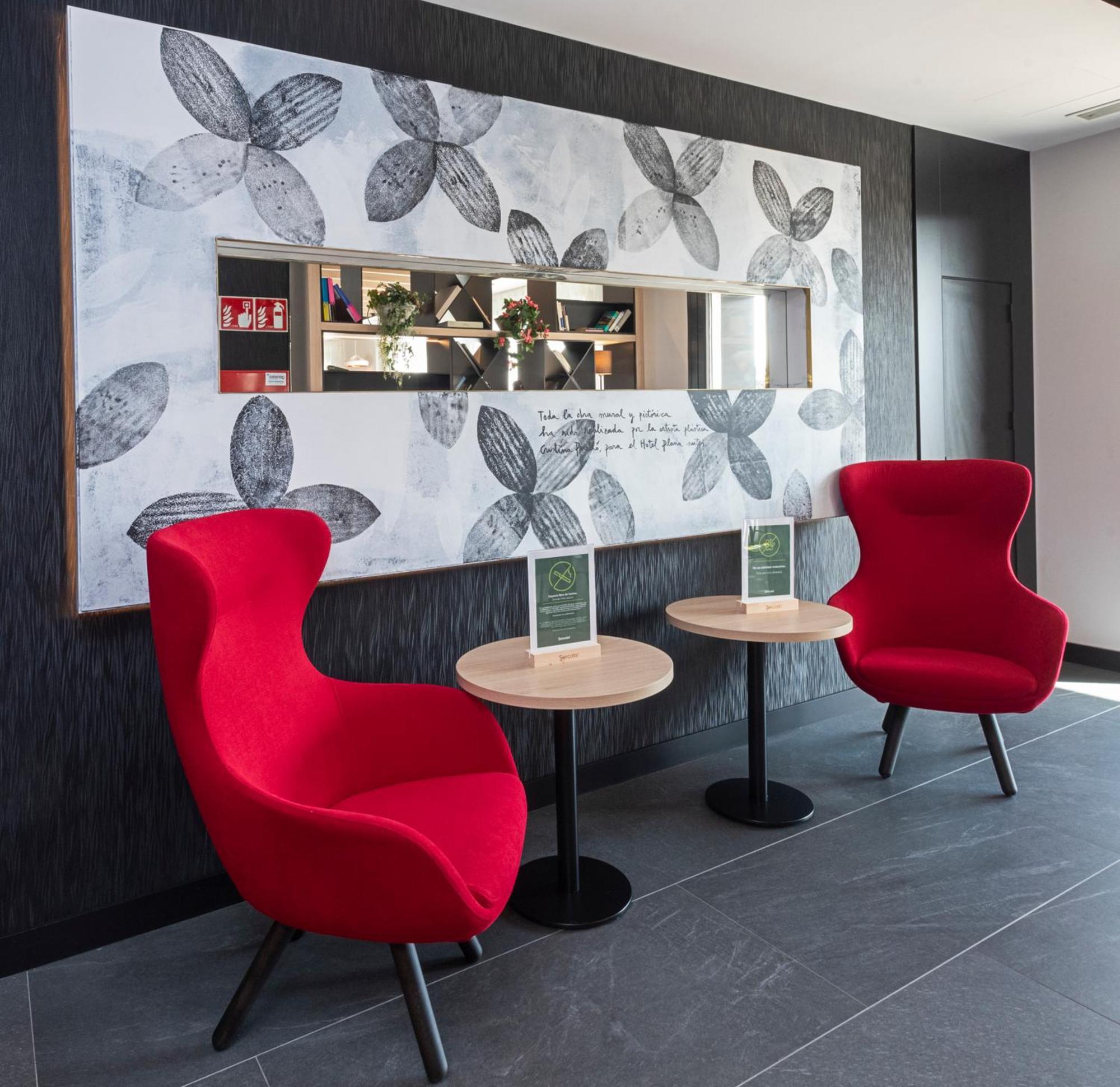 Sercotel Plana Suites Vall de Uxó Exteriör bild