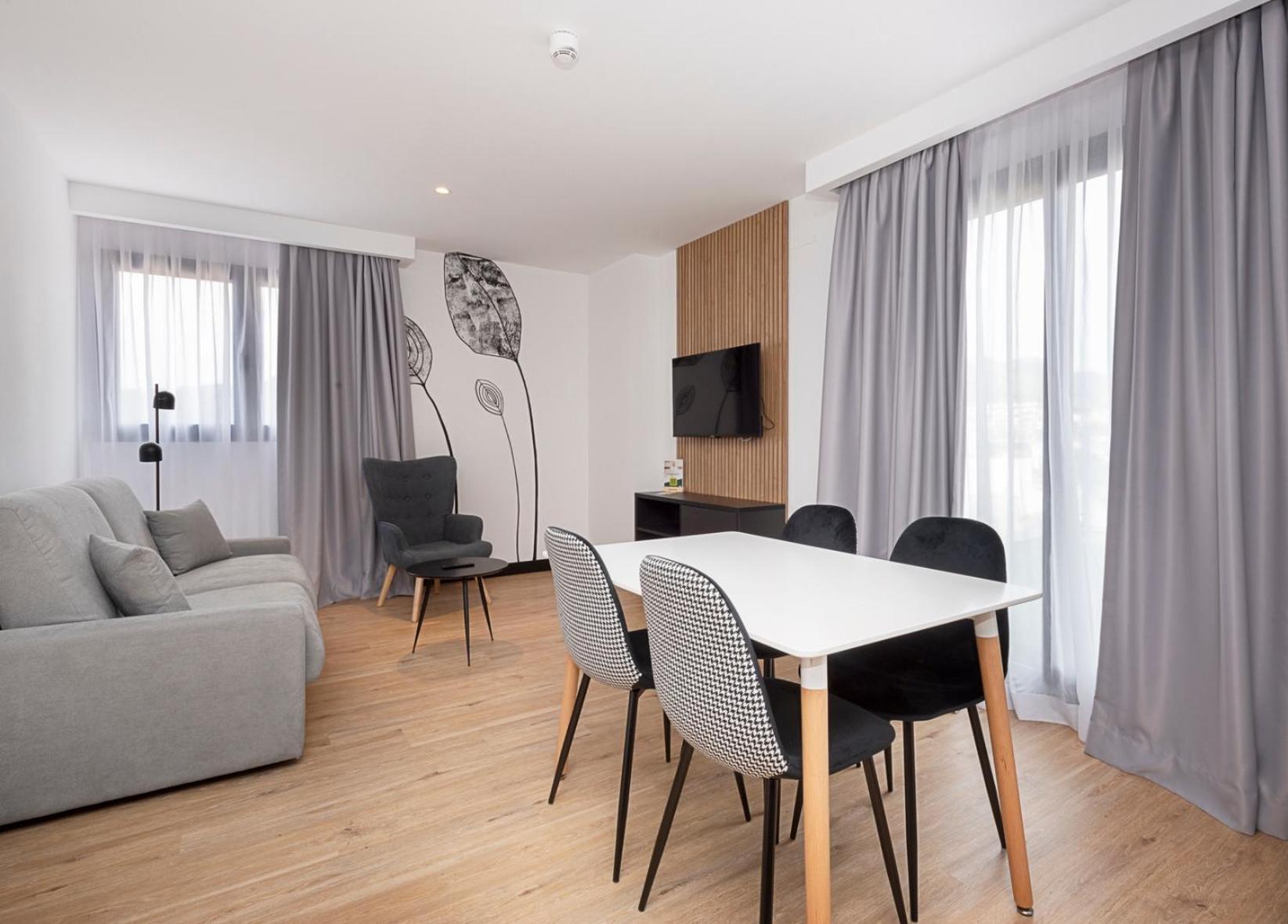 Sercotel Plana Suites Vall de Uxó Exteriör bild